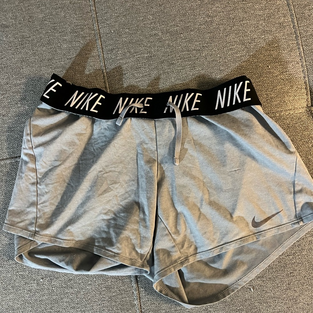 Nike grey shorts